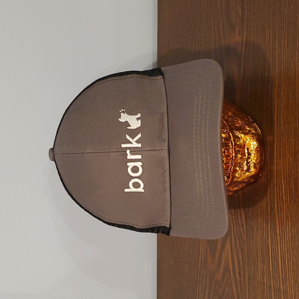 Embroidered Bark Logo Mesh Back Adjustable Trucker Hat Baseball Cap